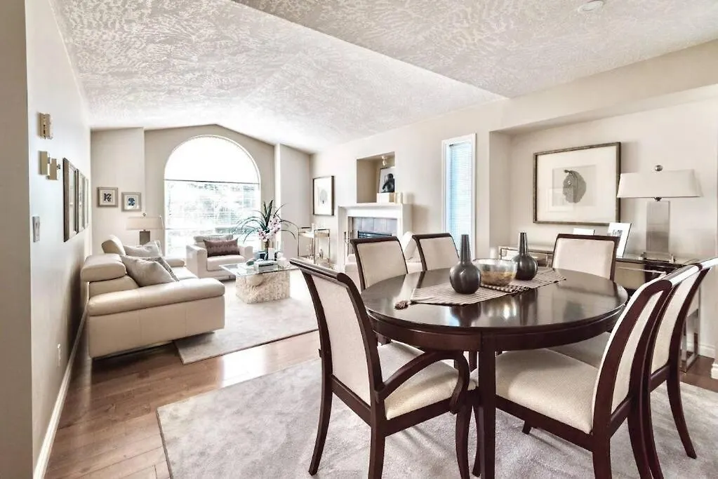 Monthly Furnished Bright Beautiful 3Bedroom Suite Victoria 0*,