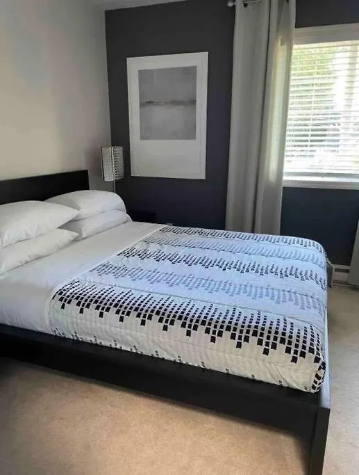 Monthly Furnished Bright Beautiful 3Bedroom Suite Victoria Canada